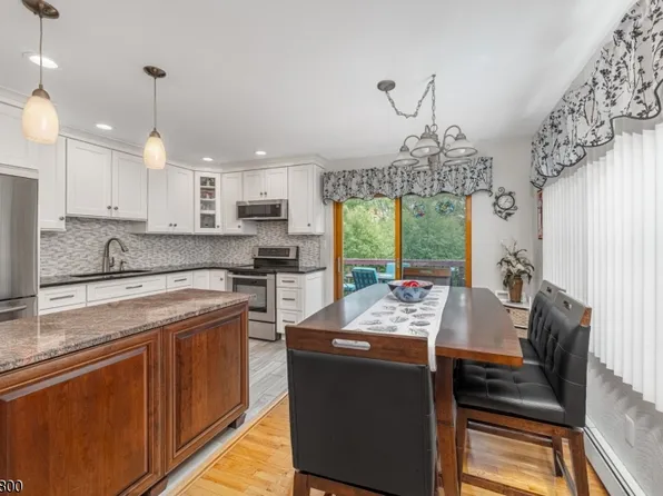 20 Winding Hill Dr, Vernon Twp., NJ 07461