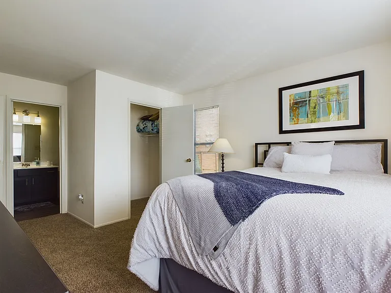 Stoney Brooke Apartments — Photo 12