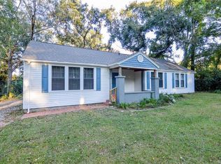 1700 Crestwood Dr, Mobile, AL 36618