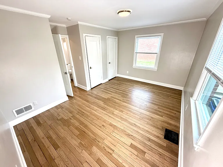 1608 Waltham Rd — Photo 12