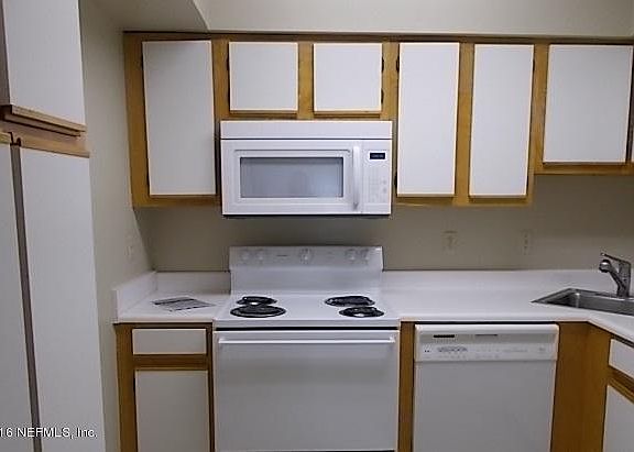 2nd image of 4819 Martinique Ct