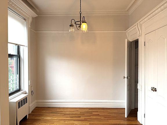 5th image of 83 7th Ave APT 3