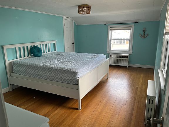 2nd image of 26 Haskin St