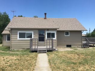 215 Washington St, Bennett, CO 80102