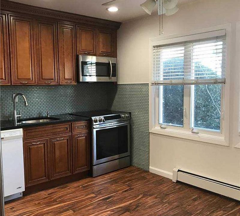 1st image of 26 Marksman Ln #1