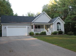 2815 Pine Bough Ln, Alanson, MI 49706