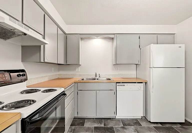 13121 E Skyview Ave #3 — Photo 12