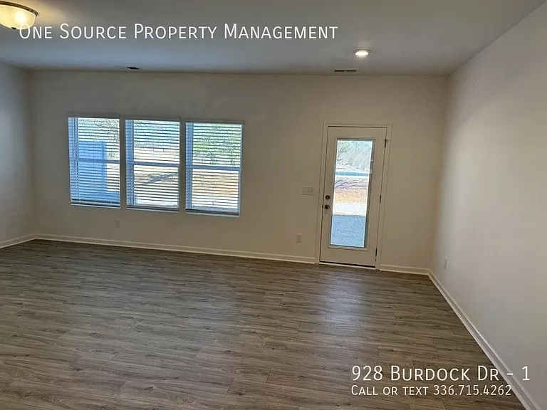 928 Burdock Dr #1 — Photo 8