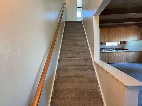 5th image of 3001 Lakeshore Blvd APT 1