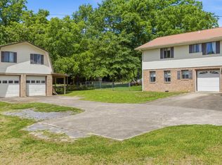 9479 Burton Dr, Henagar, AL 35978