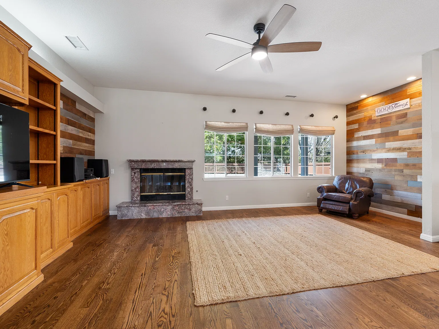 4375 Rustic Way - 1 — Photo 4