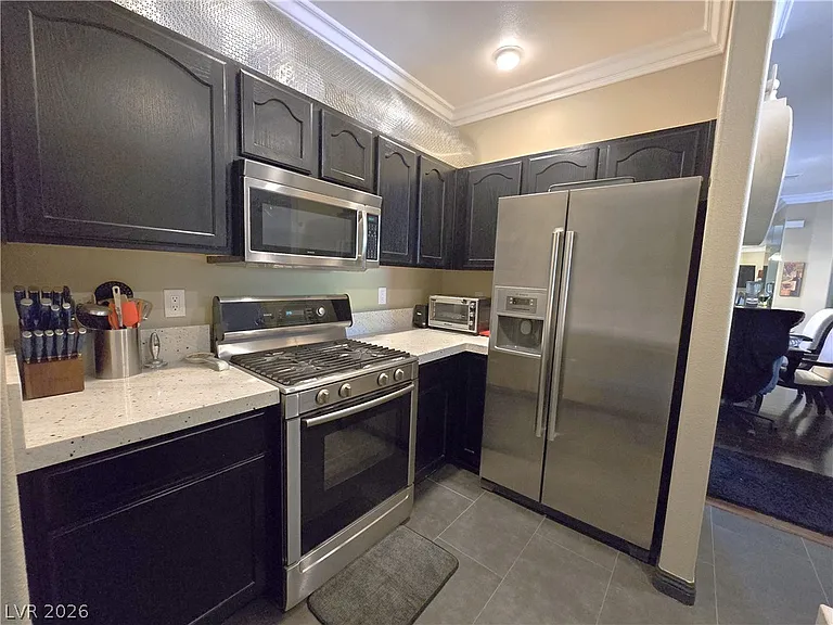 2050 W Warm Springs Rd #2422 — Photo 13