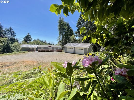 95746 Horton Ln, Brookings, OR 97415