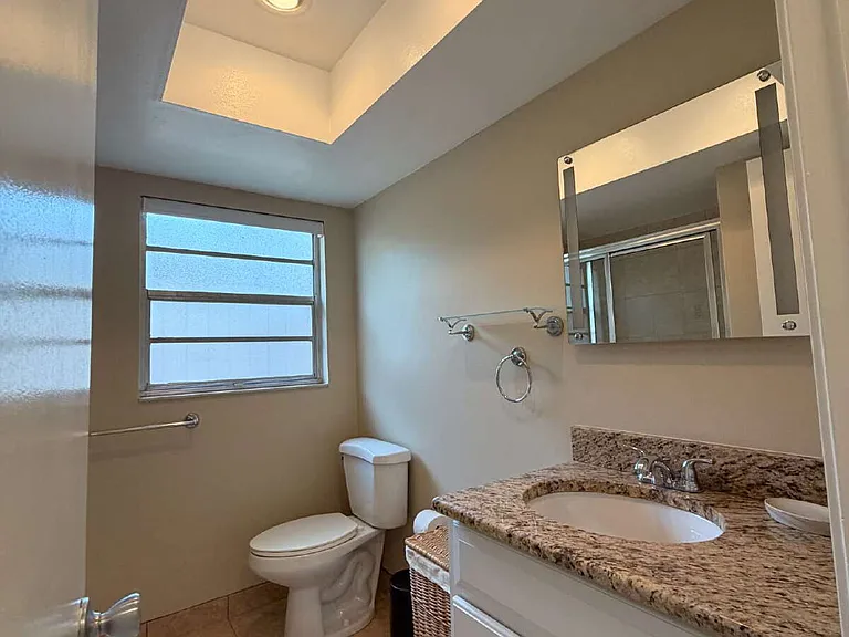 14001 Dominion Ct — Photo 19