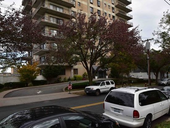 31 Hylan Blvd, Staten Island, NY 10305 | Zillow