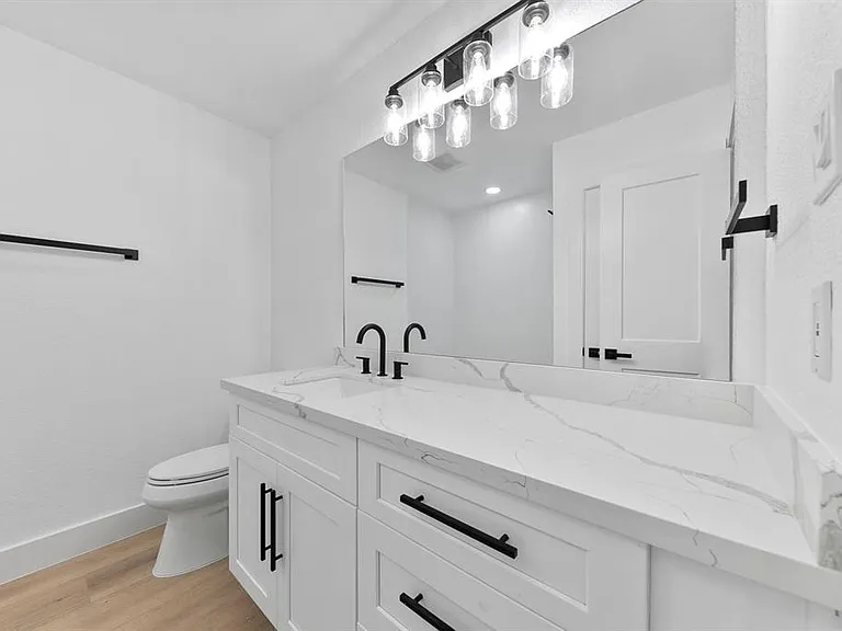 1514 Wirt Rd #4 — Photo 37