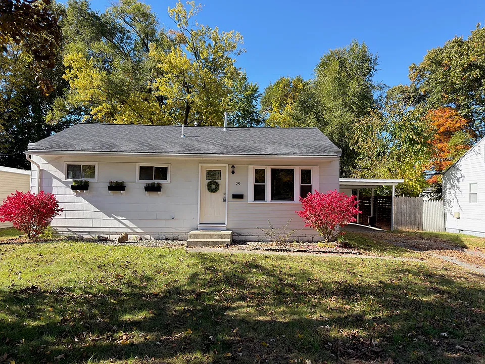 29 Sherwood Dr