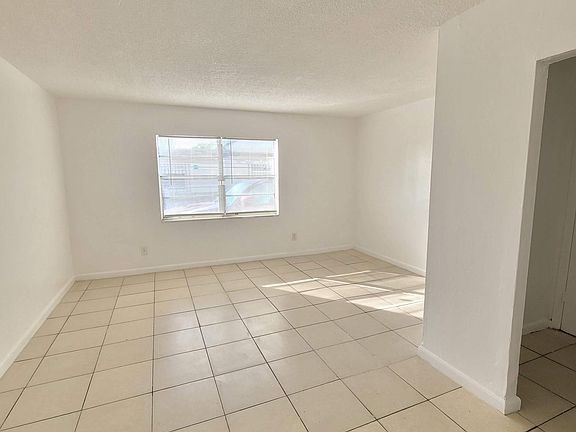 5th image of 8262 NE 1st Ave #4