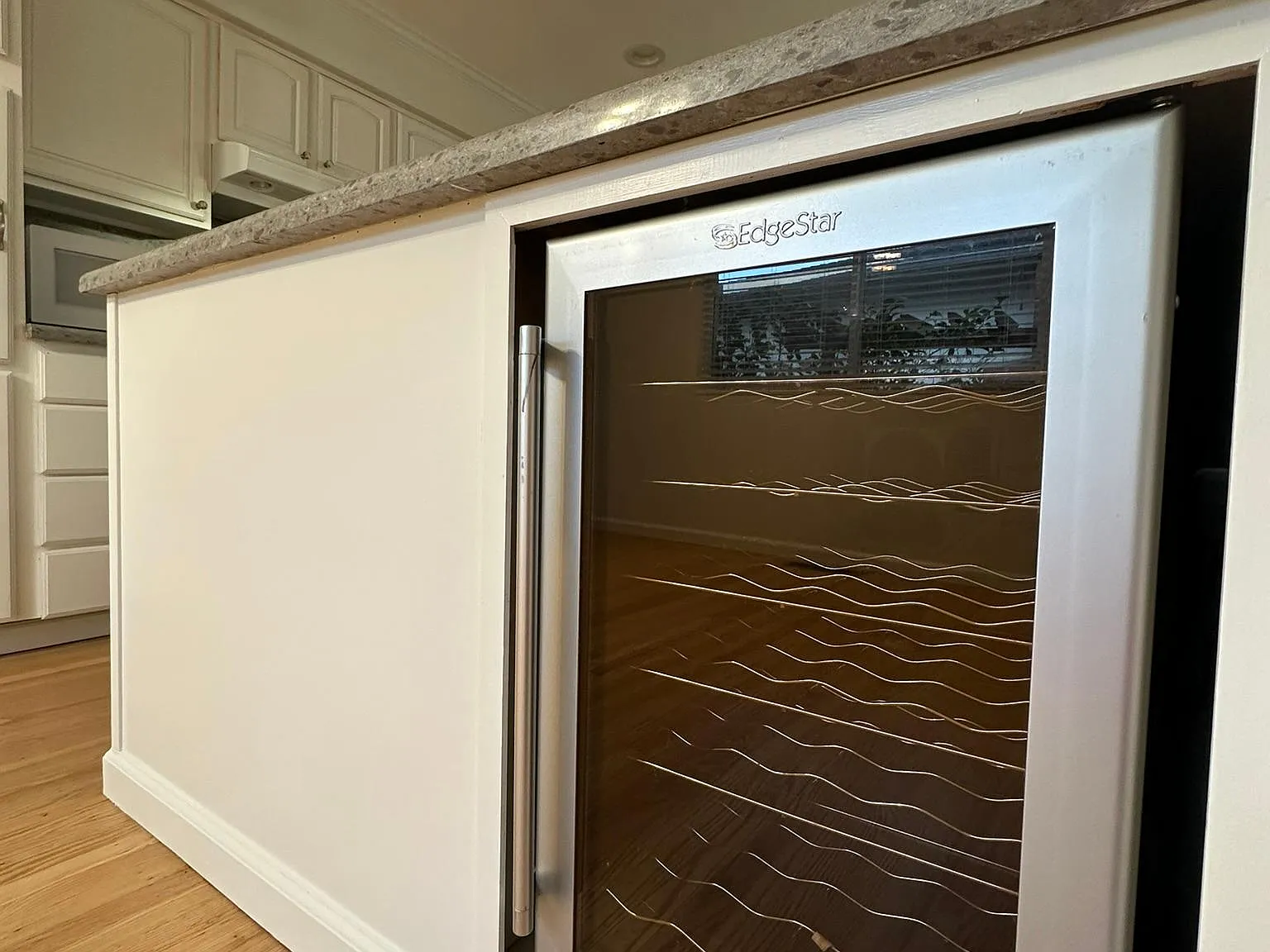 3 bed, 1400 sqft, $3,500 — Photo 4