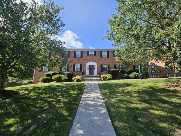 305 Loudon Rd APT 624, Blacksburg, VA 24060