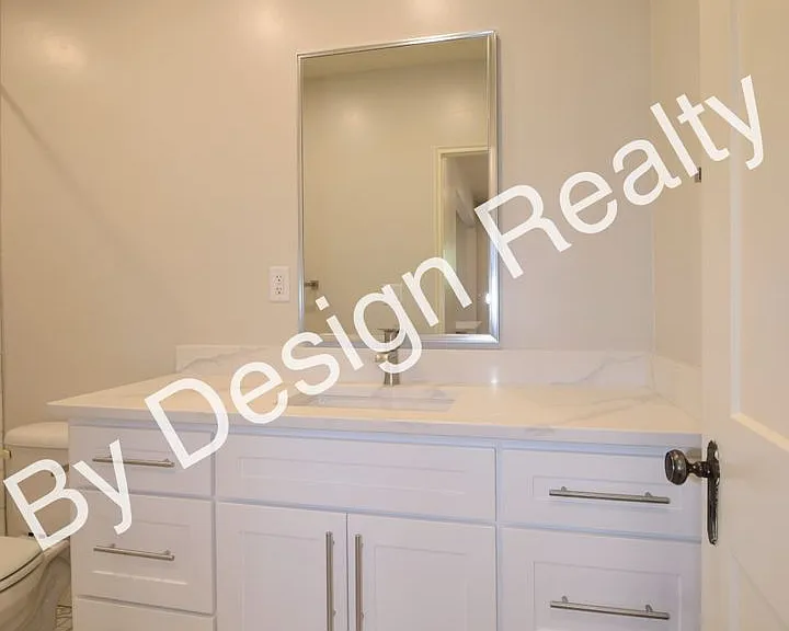 130 N Cherry Ave #2 — Photo 21