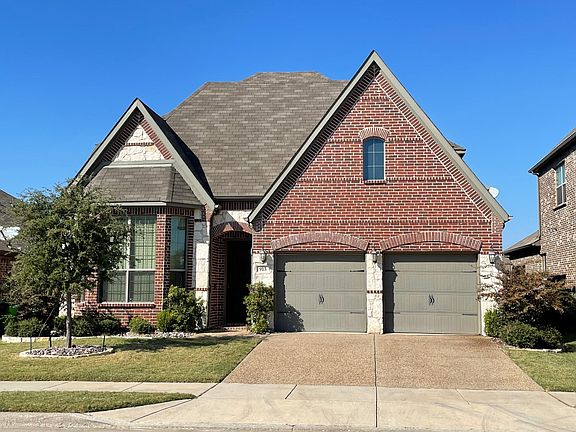 2nd image of 913 Lake Meadow Ln