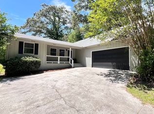 9 Melissa Cir, Griffin, GA 30224