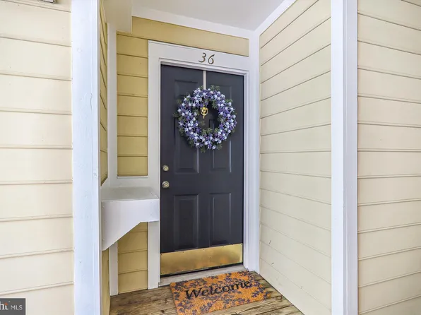 935 Beacon Square Ct APT 36, Gaithersburg, MD 20878