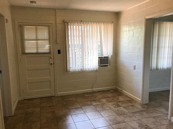 2nd image of 510 9th St APT A