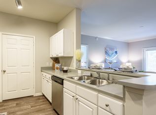 900 Selwyn Pl #836, Glenmoore, PA 19343