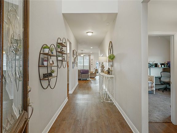 4th image of 6334 Eldora Dr