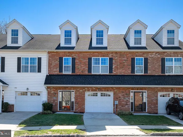 4414 Riverview Ln #28, Philadelphia, PA 19129