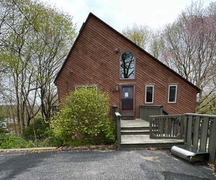 15 Tanner Rd, ster, MA 01570 Zillow