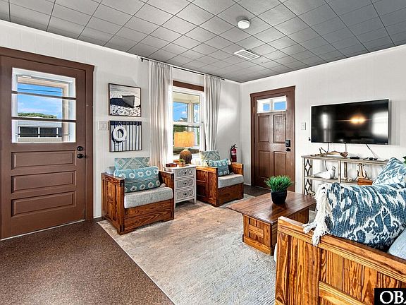 5th image of 200 E Barnes St Lot 100OF24
