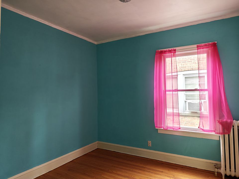 2nd image of 2119 Gunderson Ave APT 2