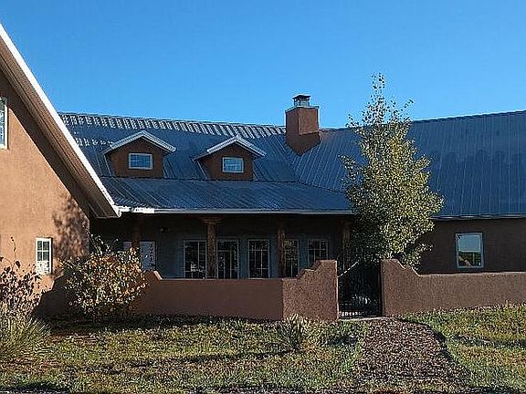 3rd image of 5 Kirsten Ct