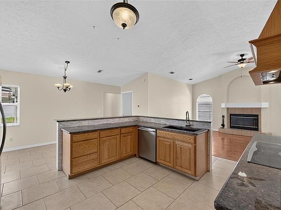 5th image of 4404 KENDAL COURT