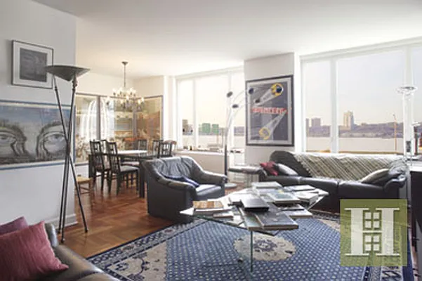 Rented by Halstead Real Estate | media 8