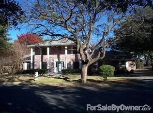 325 Green River Trl, Fort Worth, TX 76103