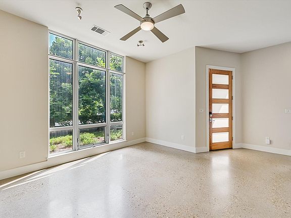 3rd image of 2822 Wooldridge Dr #B