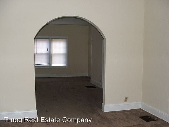 5th image of 4428 Belleview Ave