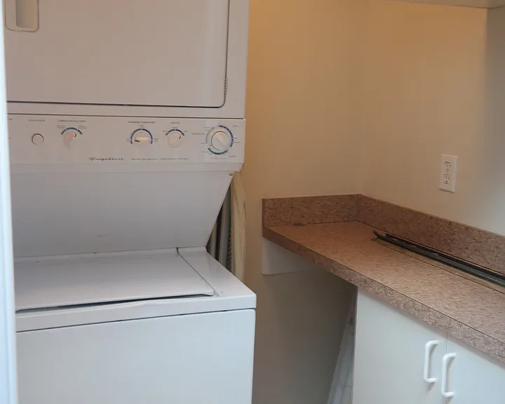 132 N Linwood Ave — Photo 11