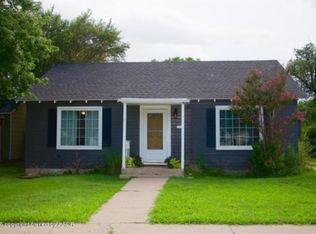 3104 S Van Buren St, Amarillo, TX 79109