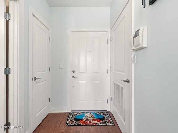 4th image of 2411 Brownsboro Rd APT 312