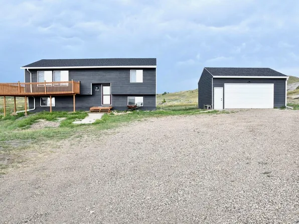 29360 209th St, Pierre, SD 57501