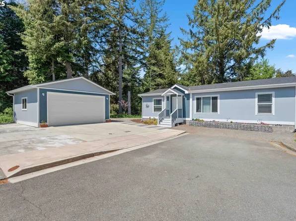 1582 Pennsylvania Pl, Coos Bay, OR 97420