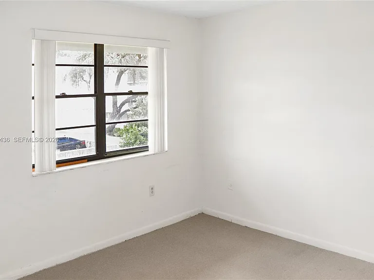 10425 SW 112th Ave #204 — Photo 18