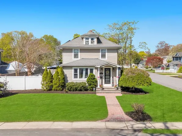 120 Cherry Avenue, West Sayville, NY 11796