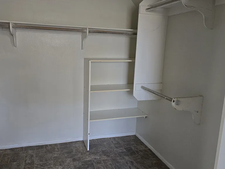 E Mesa Dr — Photo 16
