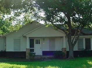 223 S Willow Rd, Texas City, TX 77591
